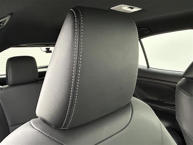 ヤリスクロス ハイブリッドＺ　純正８インチナビ　パノラミックビューモニター　シートヒーター　ステアリングヒーター　ドライブレコーダー　ビルトインＥＴＣ　ＬＥＤヘッドライト　オートハイビーム　ブラインドスポットモニター　スマートキー（10枚目）