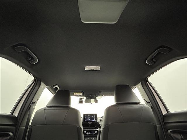 ヤリスクロス ハイブリッドＺ　純正８インチナビ　パノラミックビューモニター　シートヒーター　ステアリングヒーター　ドライブレコーダー　ビルトインＥＴＣ　ＬＥＤヘッドライト　オートハイビーム　ブラインドスポットモニター　スマートキー（13枚目）