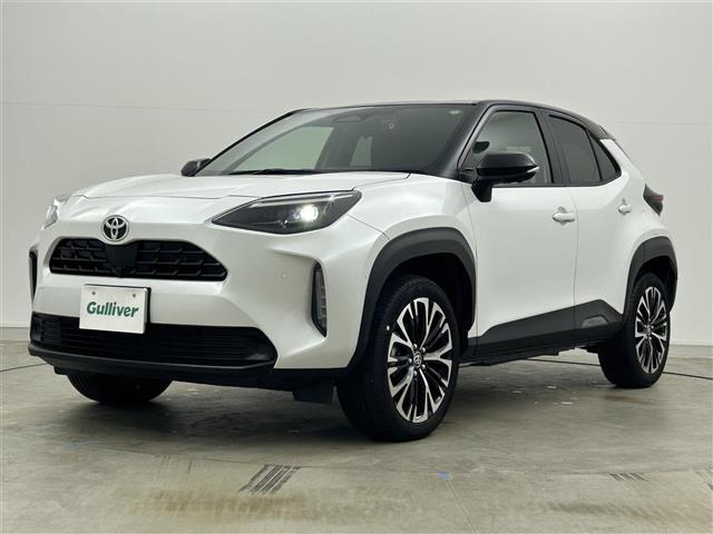 ヤリスクロス ハイブリッドＺ　純正８インチナビ　パノラミックビューモニター　シートヒーター　ステアリングヒーター　ドライブレコーダー　ビルトインＥＴＣ　ＬＥＤヘッドライト　オートハイビーム　ブラインドスポットモニター　スマートキー（19枚目）