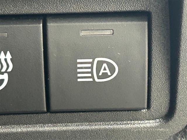 ヤリスクロス ハイブリッドＺ　純正８インチナビ　パノラミックビューモニター　シートヒーター　ステアリングヒーター　ドライブレコーダー　ビルトインＥＴＣ　ＬＥＤヘッドライト　オートハイビーム　ブラインドスポットモニター　スマートキー（28枚目）