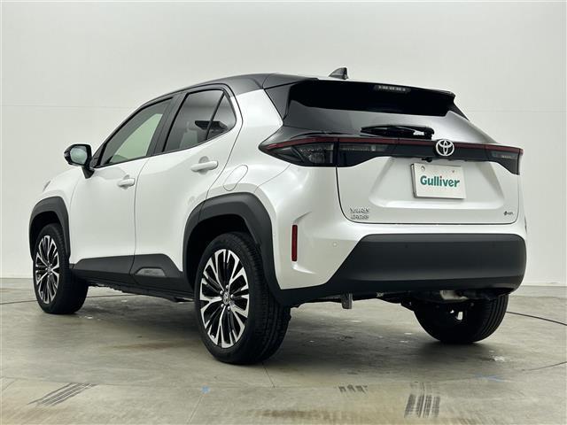 ヤリスクロス ハイブリッドＺ　純正８インチナビ　パノラミックビューモニター　シートヒーター　ステアリングヒーター　ドライブレコーダー　ビルトインＥＴＣ　ＬＥＤヘッドライト　オートハイビーム　ブラインドスポットモニター　スマートキー（60枚目）