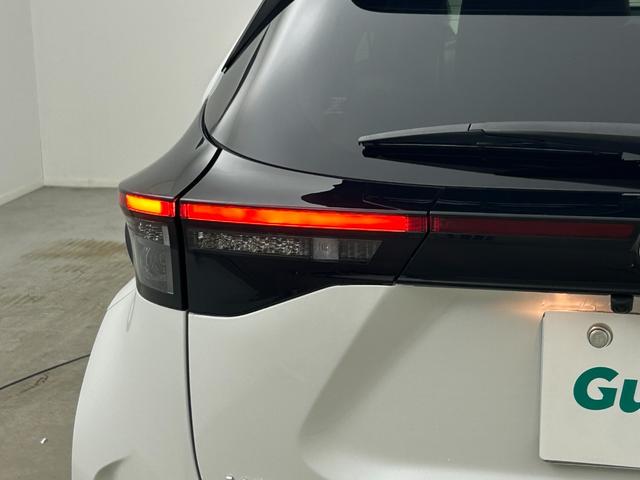 ヤリスクロス ハイブリッドＺ　純正８インチナビ　パノラミックビューモニター　シートヒーター　ステアリングヒーター　ドライブレコーダー　ビルトインＥＴＣ　ＬＥＤヘッドライト　オートハイビーム　ブラインドスポットモニター　スマートキー（72枚目）