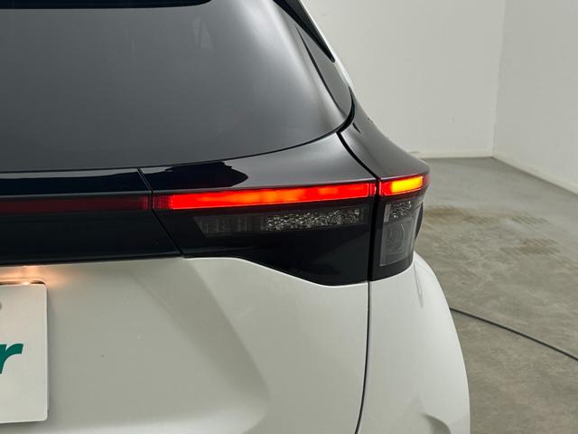 ヤリスクロス ハイブリッドＺ　純正８インチナビ　パノラミックビューモニター　シートヒーター　ステアリングヒーター　ドライブレコーダー　ビルトインＥＴＣ　ＬＥＤヘッドライト　オートハイビーム　ブラインドスポットモニター　スマートキー（73枚目）