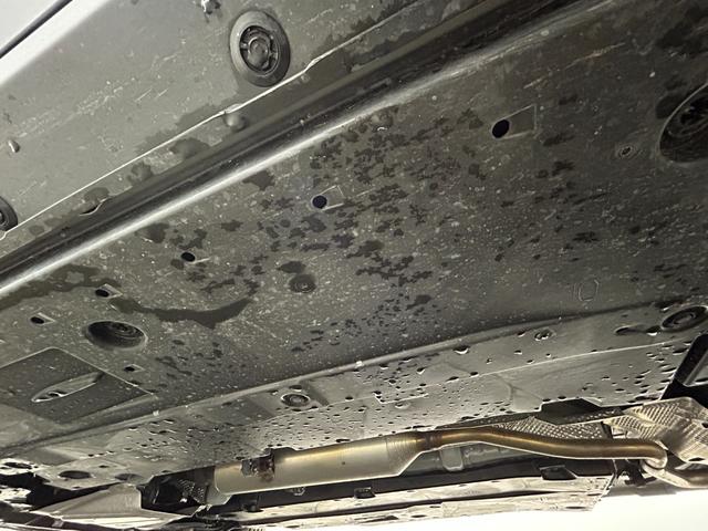 ヤリスクロス ハイブリッドＺ　純正８インチナビ　パノラミックビューモニター　シートヒーター　ステアリングヒーター　ドライブレコーダー　ビルトインＥＴＣ　ＬＥＤヘッドライト　オートハイビーム　ブラインドスポットモニター　スマートキー（80枚目）