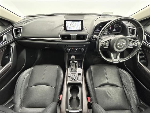 アクセラスポーツ ＸＤ　Ｌパッケージ　サンルーフ　ＢＯＳＥサウンド　純正ナビ　バックカメラ　レーダークルーズコントロール　衝突軽減ブレーキシステム　ＬＥＤヘッドライト　ビルトインＥＴＣ　シートヒーター　パドルシフト　ステアリングヒーター（12枚目）