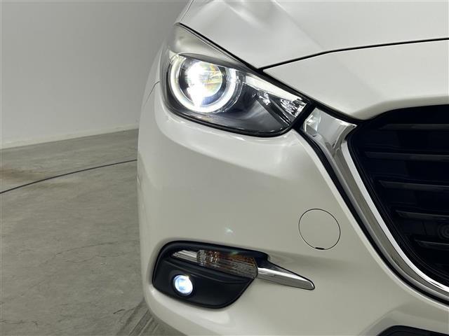 アクセラスポーツ ＸＤ　Ｌパッケージ　サンルーフ　ＢＯＳＥサウンド　純正ナビ　バックカメラ　レーダークルーズコントロール　衝突軽減ブレーキシステム　ＬＥＤヘッドライト　ビルトインＥＴＣ　シートヒーター　パドルシフト　ステアリングヒーター（16枚目）