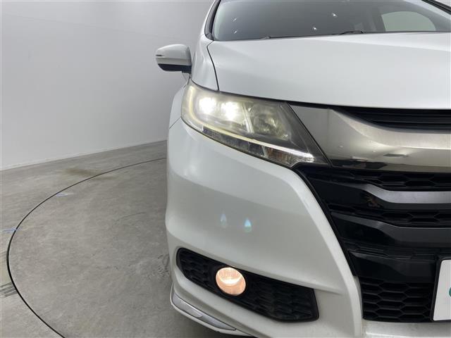 オデッセイ アブソルート・２０ｔｈアニバーサリー　フリップダウンモニター　全方位カメラ　両側パワースライドドア　純正ナビ　衝突軽減ブレーキ　ビルトインＥＴＣ　ＬＥＤヘッドライト　ドライブレコーダー　パーキングアシスト　レーダークルーズコントロール（16枚目）