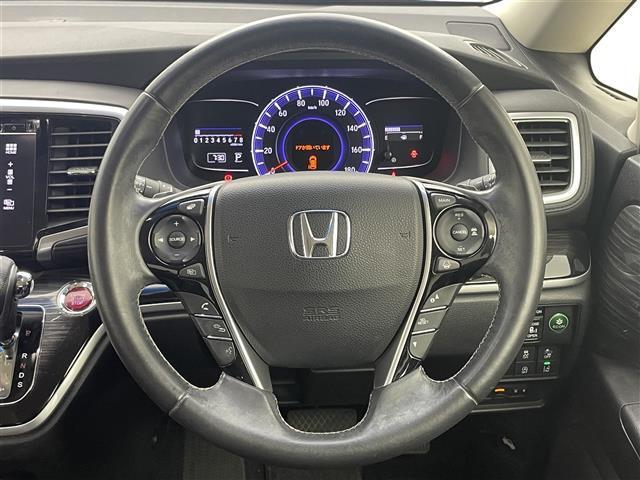 オデッセイ アブソルート・２０ｔｈアニバーサリー　フリップダウンモニター　全方位カメラ　両側パワースライドドア　純正ナビ　衝突軽減ブレーキ　ビルトインＥＴＣ　ＬＥＤヘッドライト　ドライブレコーダー　パーキングアシスト　レーダークルーズコントロール（36枚目）