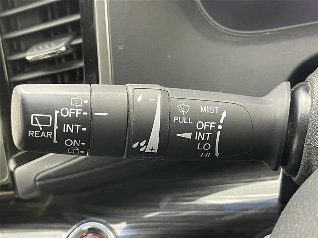 オデッセイ アブソルート・２０ｔｈアニバーサリー　フリップダウンモニター　全方位カメラ　両側パワースライドドア　純正ナビ　衝突軽減ブレーキ　ビルトインＥＴＣ　ＬＥＤヘッドライト　ドライブレコーダー　パーキングアシスト　レーダークルーズコントロール（37枚目）