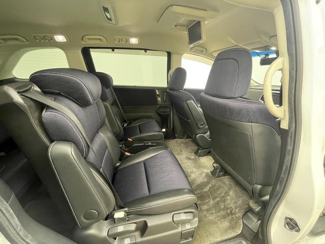 オデッセイ アブソルート・２０ｔｈアニバーサリー　フリップダウンモニター　全方位カメラ　両側パワースライドドア　純正ナビ　衝突軽減ブレーキ　ビルトインＥＴＣ　ＬＥＤヘッドライト　ドライブレコーダー　パーキングアシスト　レーダークルーズコントロール（53枚目）