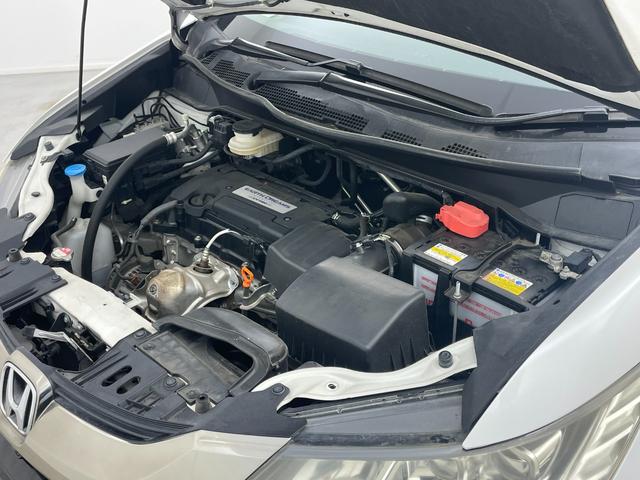 オデッセイ アブソルート・２０ｔｈアニバーサリー　フリップダウンモニター　全方位カメラ　両側パワースライドドア　純正ナビ　衝突軽減ブレーキ　ビルトインＥＴＣ　ＬＥＤヘッドライト　ドライブレコーダー　パーキングアシスト　レーダークルーズコントロール（75枚目）