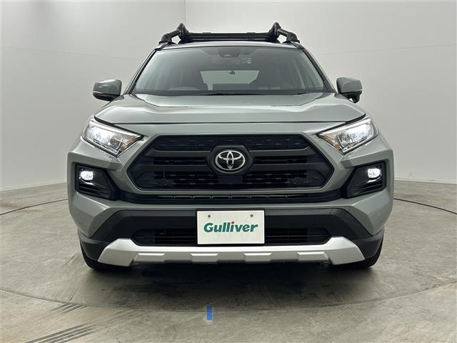 ＲＡＶ４ アドベンチャー　純正９インチディスプレイ　バックカメラ　合皮シート　パワーシート　シートヒーター　ベンチレーション　ステアリングヒーター　パワーバックドア　ＴＲＤルーフキャリア　トヨタセーフティーセンス　ドラレコ（17枚目）