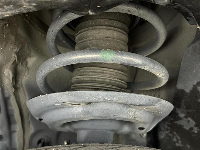 ＲＡＶ４ アドベンチャー　純正９インチディスプレイ　バックカメラ　合皮シート　パワーシート　シートヒーター　ベンチレーション　ステアリングヒーター　パワーバックドア　ＴＲＤルーフキャリア　トヨタセーフティーセンス　ドラレコ（22枚目）