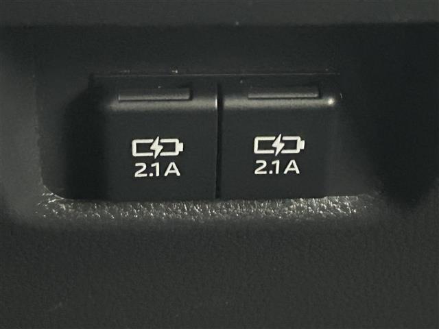 ＲＡＶ４ アドベンチャー　純正９インチディスプレイ　バックカメラ　合皮シート　パワーシート　シートヒーター　ベンチレーション　ステアリングヒーター　パワーバックドア　ＴＲＤルーフキャリア　トヨタセーフティーセンス　ドラレコ（32枚目）