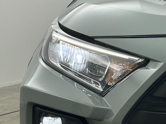 ＲＡＶ４ アドベンチャー　純正９インチディスプレイ　バックカメラ　合皮シート　パワーシート　シートヒーター　ベンチレーション　ステアリングヒーター　パワーバックドア　ＴＲＤルーフキャリア　トヨタセーフティーセンス　ドラレコ（62枚目）
