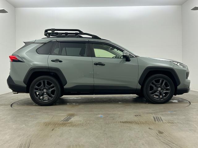 ＲＡＶ４ アドベンチャー　純正９インチディスプレイ　バックカメラ　合皮シート　パワーシート　シートヒーター　ベンチレーション　ステアリングヒーター　パワーバックドア　ＴＲＤルーフキャリア　トヨタセーフティーセンス　ドラレコ（67枚目）