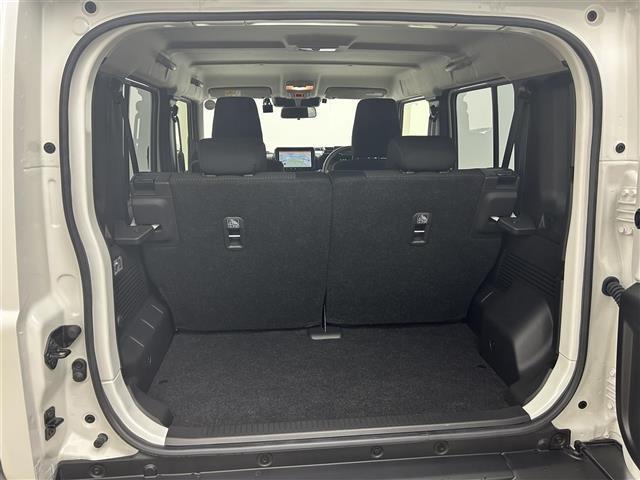 ジムニーノマド ＦＣ　９インチナビ　バックカメラ　スズキセーフティーサポート　シートヒーター　前後ドライブレコーダー　ＥＴＣ　ＬＥＤヘッドライト　フォグライト　ヘッドライトウォッシャー　ヒーテッドドアミラー　フロアマット（14枚目）