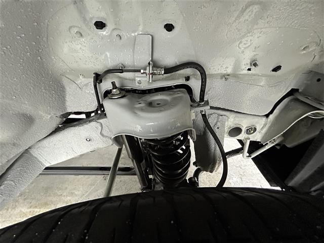 ジムニーノマド ＦＣ　９インチナビ　バックカメラ　スズキセーフティーサポート　シートヒーター　前後ドライブレコーダー　ＥＴＣ　ＬＥＤヘッドライト　フォグライト　ヘッドライトウォッシャー　ヒーテッドドアミラー　フロアマット（22枚目）