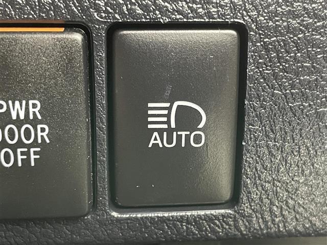 ヴェルファイア 2.5Z Gエディション サンルーフ 12.1インチフリップダウンモニター 純正9インチナビ LEDライト ビルトインETC2.0 シートヒーター ステアリングヒーター バックカメラ レーダークルーズコントロール 衝突軽減(39枚目)