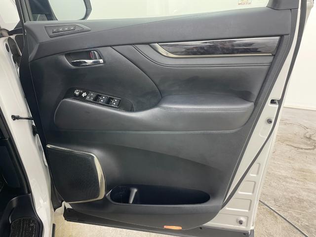 ヴェルファイア 2.5Z Gエディション サンルーフ 12.1インチフリップダウンモニター 純正9インチナビ LEDライト ビルトインETC2.0 シートヒーター ステアリングヒーター バックカメラ レーダークルーズコントロール 衝突軽減(50枚目)