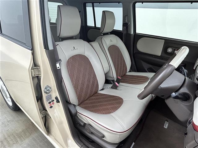 アルトラパン X ナビ スマートキー プッシュスタート フルセグTV Bluetooth CD DVD ビルトインETC HIDヘッドライト オートライト アイドリングストップ ショコラ専用シート 純正フロアマット(8枚目)