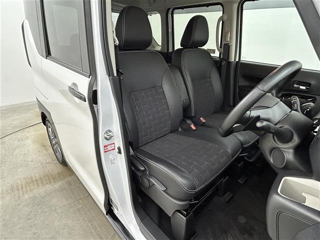 デリカミニ T プレミアム 純正9インチディスプレイ アラウンドビューモニター デジタルインナーミラー ハーフレザーシート シートヒーター ステアリングヒーター マイパイロット e-Assist ビルトインETC 前後ドラレコ(8枚目)