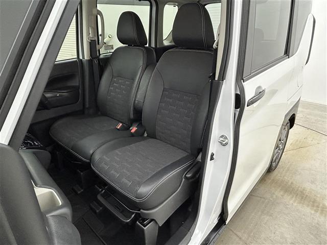 デリカミニ T プレミアム 純正9インチディスプレイ アラウンドビューモニター デジタルインナーミラー ハーフレザーシート シートヒーター ステアリングヒーター マイパイロット e-Assist ビルトインETC 前後ドラレコ(11枚目)