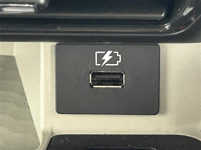 デリカミニ T プレミアム 純正9インチディスプレイ アラウンドビューモニター デジタルインナーミラー ハーフレザーシート シートヒーター ステアリングヒーター マイパイロット e-Assist ビルトインETC 前後ドラレコ(33枚目)