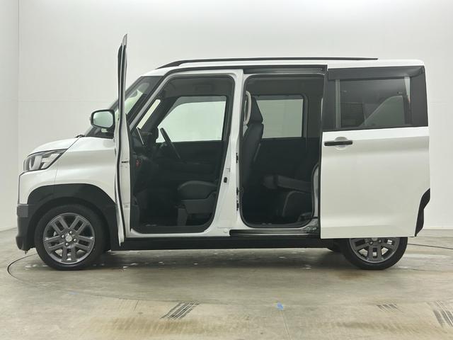 デリカミニ T プレミアム 純正9インチディスプレイ アラウンドビューモニター デジタルインナーミラー ハーフレザーシート シートヒーター ステアリングヒーター マイパイロット e-Assist ビルトインETC 前後ドラレコ(70枚目)