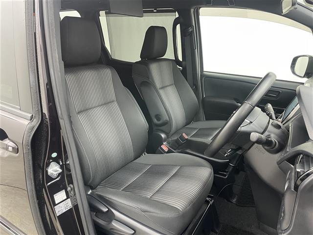 ノア Ｓｉ　純正１０インチナビ　１２．１インチフリップダウンモニター　両側電動スライド　ＥＴＣ２．０　ＬＥＤヘッドライト　バックカメラ　クルーズコントロール　オートハイビーム　スマートキー　アイドリングストップ（8枚目）