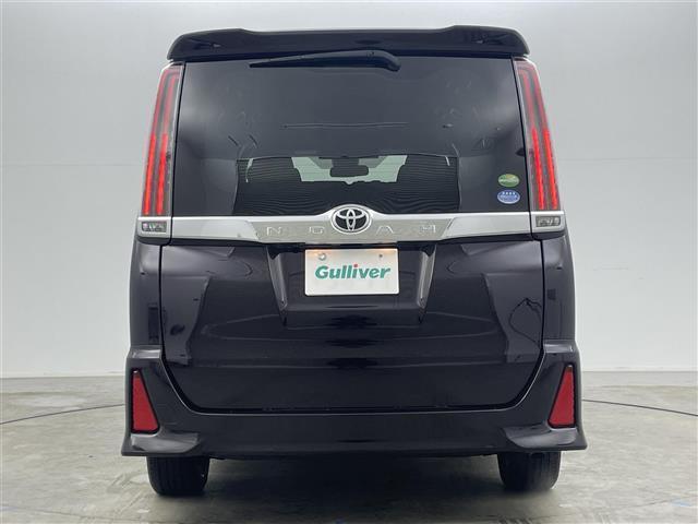 ノア Ｓｉ　純正１０インチナビ　１２．１インチフリップダウンモニター　両側電動スライド　ＥＴＣ２．０　ＬＥＤヘッドライト　バックカメラ　クルーズコントロール　オートハイビーム　スマートキー　アイドリングストップ（18枚目）