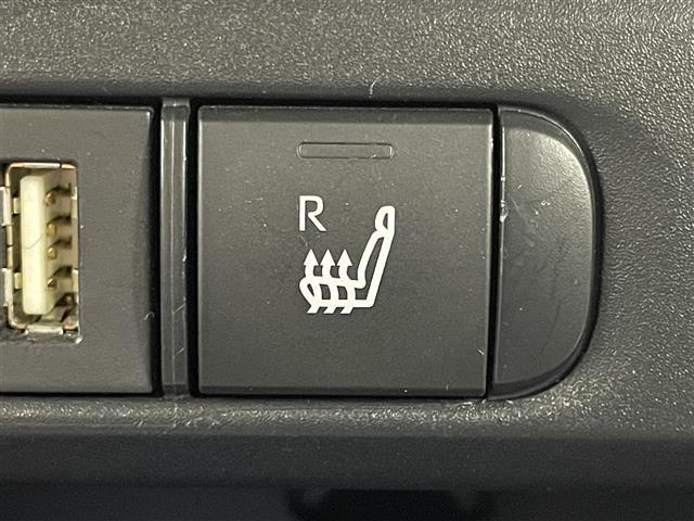 ヤリス ハイブリッドＺ　ディスプレイオーディオ　レーダークルーズコントロール　ビルトインＥＴＣ　シートヒーター　ＬＥＤヘッドライト　バックカメラ　ドライブレコーダー　コーナーセンサー　オートハイビーム　アイドリングストップ（7枚目）