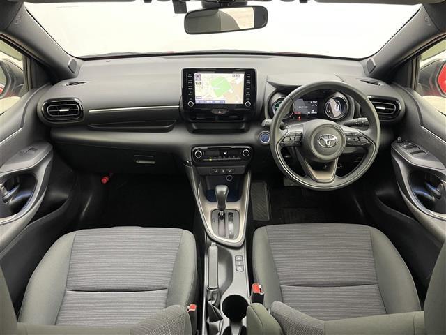 ヤリス ハイブリッドＺ　ディスプレイオーディオ　レーダークルーズコントロール　ビルトインＥＴＣ　シートヒーター　ＬＥＤヘッドライト　バックカメラ　ドライブレコーダー　コーナーセンサー　オートハイビーム　アイドリングストップ（12枚目）