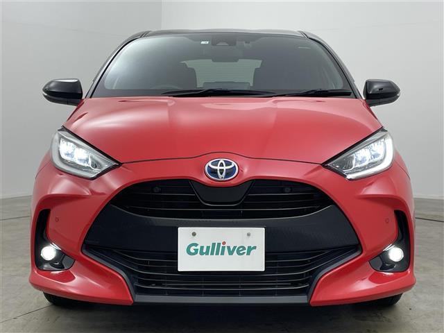 ヤリス ハイブリッドＺ　ディスプレイオーディオ　レーダークルーズコントロール　ビルトインＥＴＣ　シートヒーター　ＬＥＤヘッドライト　バックカメラ　ドライブレコーダー　コーナーセンサー　オートハイビーム　アイドリングストップ（17枚目）