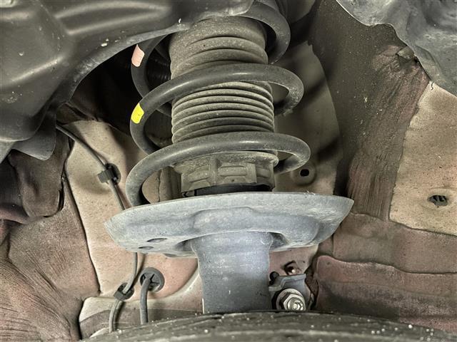 ヤリス ハイブリッドＺ　ディスプレイオーディオ　レーダークルーズコントロール　ビルトインＥＴＣ　シートヒーター　ＬＥＤヘッドライト　バックカメラ　ドライブレコーダー　コーナーセンサー　オートハイビーム　アイドリングストップ（22枚目）