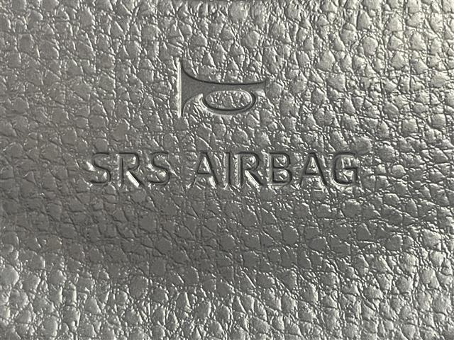 ヤリス ハイブリッドＺ　ディスプレイオーディオ　レーダークルーズコントロール　ビルトインＥＴＣ　シートヒーター　ＬＥＤヘッドライト　バックカメラ　ドライブレコーダー　コーナーセンサー　オートハイビーム　アイドリングストップ（33枚目）