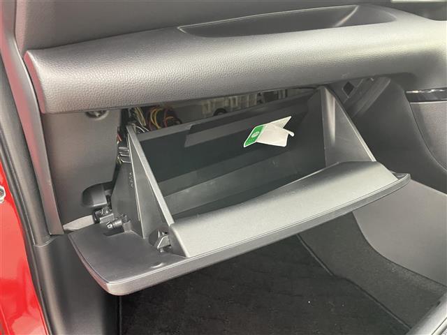 ヤリス ハイブリッドＺ　ディスプレイオーディオ　レーダークルーズコントロール　ビルトインＥＴＣ　シートヒーター　ＬＥＤヘッドライト　バックカメラ　ドライブレコーダー　コーナーセンサー　オートハイビーム　アイドリングストップ（34枚目）