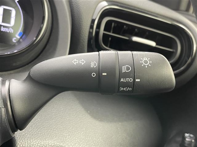 ヤリス ハイブリッドＺ　ディスプレイオーディオ　レーダークルーズコントロール　ビルトインＥＴＣ　シートヒーター　ＬＥＤヘッドライト　バックカメラ　ドライブレコーダー　コーナーセンサー　オートハイビーム　アイドリングストップ（39枚目）