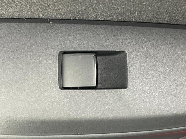 ヤリス ハイブリッドＺ　ディスプレイオーディオ　レーダークルーズコントロール　ビルトインＥＴＣ　シートヒーター　ＬＥＤヘッドライト　バックカメラ　ドライブレコーダー　コーナーセンサー　オートハイビーム　アイドリングストップ（48枚目）