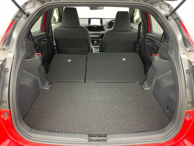 ヤリス ハイブリッドＺ　ディスプレイオーディオ　レーダークルーズコントロール　ビルトインＥＴＣ　シートヒーター　ＬＥＤヘッドライト　バックカメラ　ドライブレコーダー　コーナーセンサー　オートハイビーム　アイドリングストップ（57枚目）