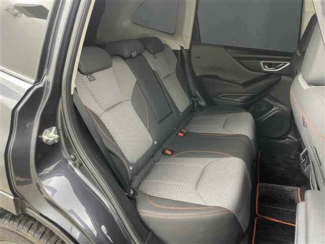 フォレスター Ｘ－ブレイク　純正８インチナビ　レーダークルーズコントロール　ビルトインＥＴＣ　シートヒーター　ＬＥＤヘッドライト　バックカメラ　ドライブレコーダー　電動リアゲート　コーナーセンサー　オートハイビーム　ルーフレール（9枚目）