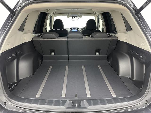 フォレスター Ｘ－ブレイク　純正８インチナビ　レーダークルーズコントロール　ビルトインＥＴＣ　シートヒーター　ＬＥＤヘッドライト　バックカメラ　ドライブレコーダー　電動リアゲート　コーナーセンサー　オートハイビーム　ルーフレール（13枚目）