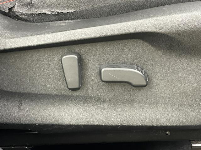 フォレスター Ｘ－ブレイク　純正８インチナビ　レーダークルーズコントロール　ビルトインＥＴＣ　シートヒーター　ＬＥＤヘッドライト　バックカメラ　ドライブレコーダー　電動リアゲート　コーナーセンサー　オートハイビーム　ルーフレール（46枚目）