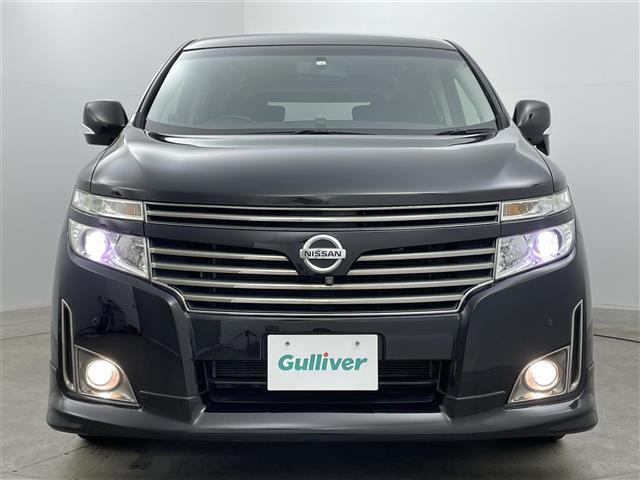 エルグランド ２５０ハイウェイスターアーバンクロム　社外ナビ　１０．２型フリップダウンモニター　両側電動スライドドア　ＨＩＤヘッドライト　バックカメラ　フルセグ　Ｂｌｕｅｔｏｏｔｈ　コーナーセンサー　スマートキー　ＣＤ／ＤＶＤ再生　純正アルミホイール（17枚目）