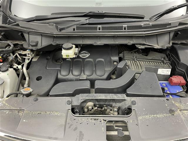 エルグランド ２５０ハイウェイスターアーバンクロム　社外ナビ　１０．２型フリップダウンモニター　両側電動スライドドア　ＨＩＤヘッドライト　バックカメラ　フルセグ　Ｂｌｕｅｔｏｏｔｈ　コーナーセンサー　スマートキー　ＣＤ／ＤＶＤ再生　純正アルミホイール（21枚目）