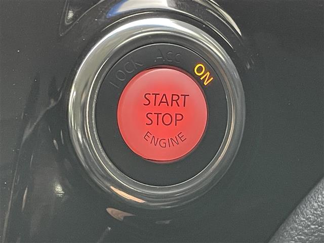 エルグランド ２５０ハイウェイスターアーバンクロム　社外ナビ　１０．２型フリップダウンモニター　両側電動スライドドア　ＨＩＤヘッドライト　バックカメラ　フルセグ　Ｂｌｕｅｔｏｏｔｈ　コーナーセンサー　スマートキー　ＣＤ／ＤＶＤ再生　純正アルミホイール（40枚目）