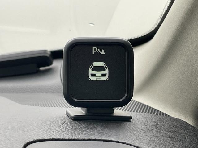 エルグランド ２５０ハイウェイスターアーバンクロム　社外ナビ　１０．２型フリップダウンモニター　両側電動スライドドア　ＨＩＤヘッドライト　バックカメラ　フルセグ　Ｂｌｕｅｔｏｏｔｈ　コーナーセンサー　スマートキー　ＣＤ／ＤＶＤ再生　純正アルミホイール（44枚目）