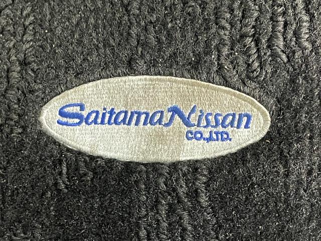 エルグランド ２５０ハイウェイスターアーバンクロム　社外ナビ　１０．２型フリップダウンモニター　両側電動スライドドア　ＨＩＤヘッドライト　バックカメラ　フルセグ　Ｂｌｕｅｔｏｏｔｈ　コーナーセンサー　スマートキー　ＣＤ／ＤＶＤ再生　純正アルミホイール（46枚目）