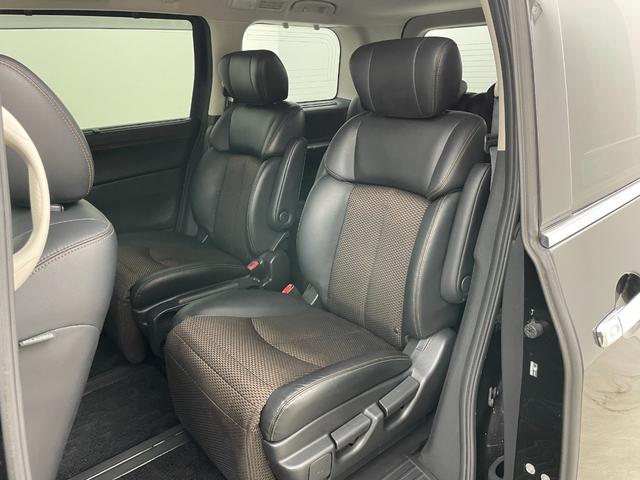 エルグランド ２５０ハイウェイスターアーバンクロム　社外ナビ　１０．２型フリップダウンモニター　両側電動スライドドア　ＨＩＤヘッドライト　バックカメラ　フルセグ　Ｂｌｕｅｔｏｏｔｈ　コーナーセンサー　スマートキー　ＣＤ／ＤＶＤ再生　純正アルミホイール（55枚目）