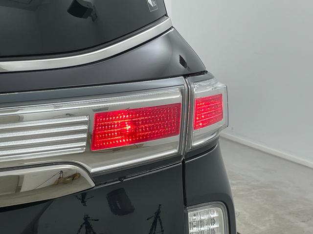 エルグランド ２５０ハイウェイスターアーバンクロム　社外ナビ　１０．２型フリップダウンモニター　両側電動スライドドア　ＨＩＤヘッドライト　バックカメラ　フルセグ　Ｂｌｕｅｔｏｏｔｈ　コーナーセンサー　スマートキー　ＣＤ／ＤＶＤ再生　純正アルミホイール（73枚目）